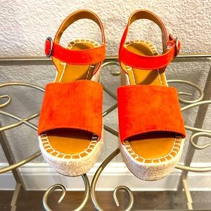 Universal Threads Orange faux Suede Wedge Sandals size 7.5